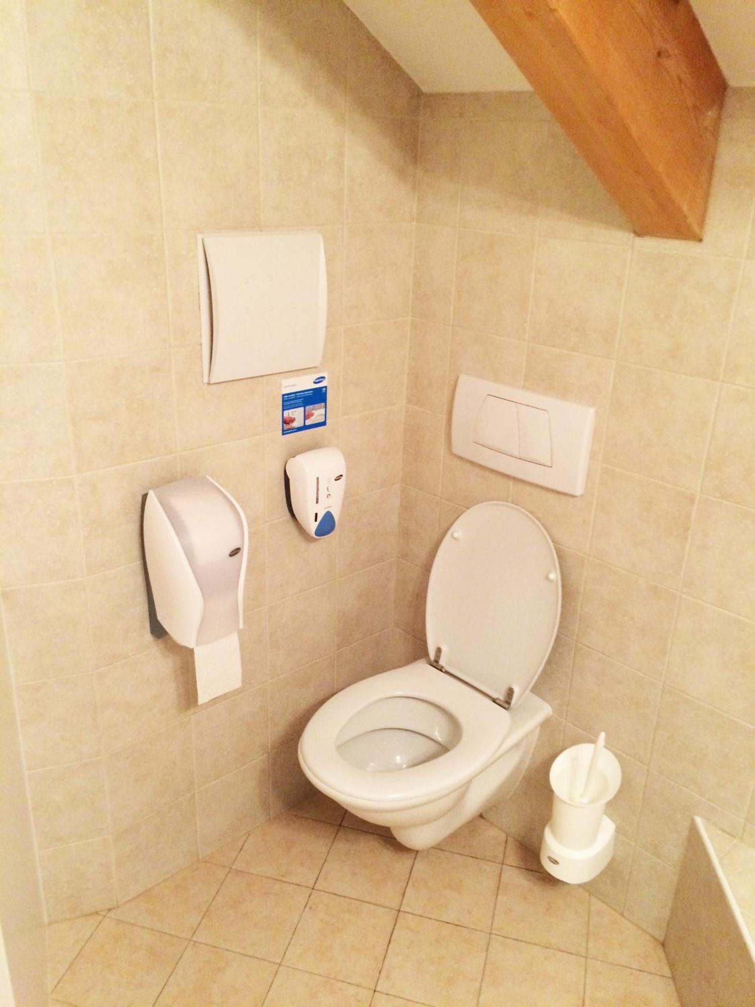 Large Double or Twin Room