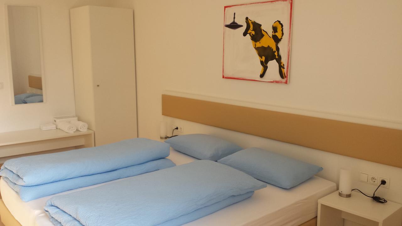 Large Double or Twin Room